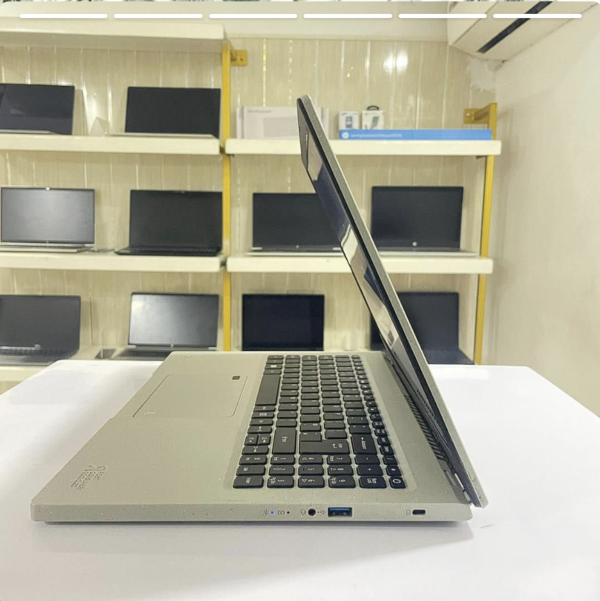 Acer Aspire AV15-52 – Core i7 12ᵉ Génération