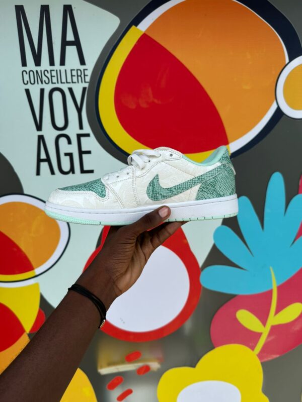 Air Jordan 1 Low SE "Year of the Dragon" (2024)