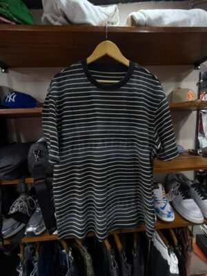 T-shirt Supreme Striped Logo – Noir & Gris