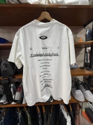 T-shirt White "Knowledge Activity Book" – World Tour Edition