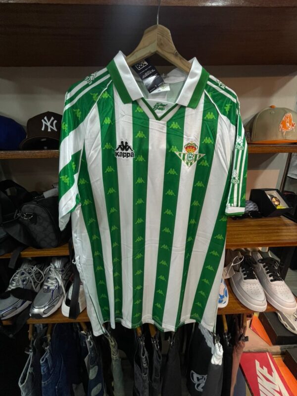 Maillot Rétro Real Betis Balompié - Édition Vintage Kappa (Rayures Vertes et Blanches)