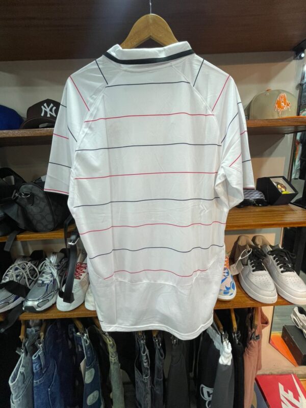 Maillot Rétro Manchester United Extérieur – Édition Vintage Vodafone (Blanc & Fines Rayures)