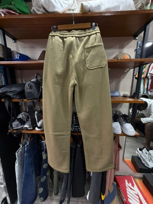 Pantalon de Jogging Oversize Premium – Coupe Droite & Confort Soft-Touch (Beige Sable / Kaki Clair)